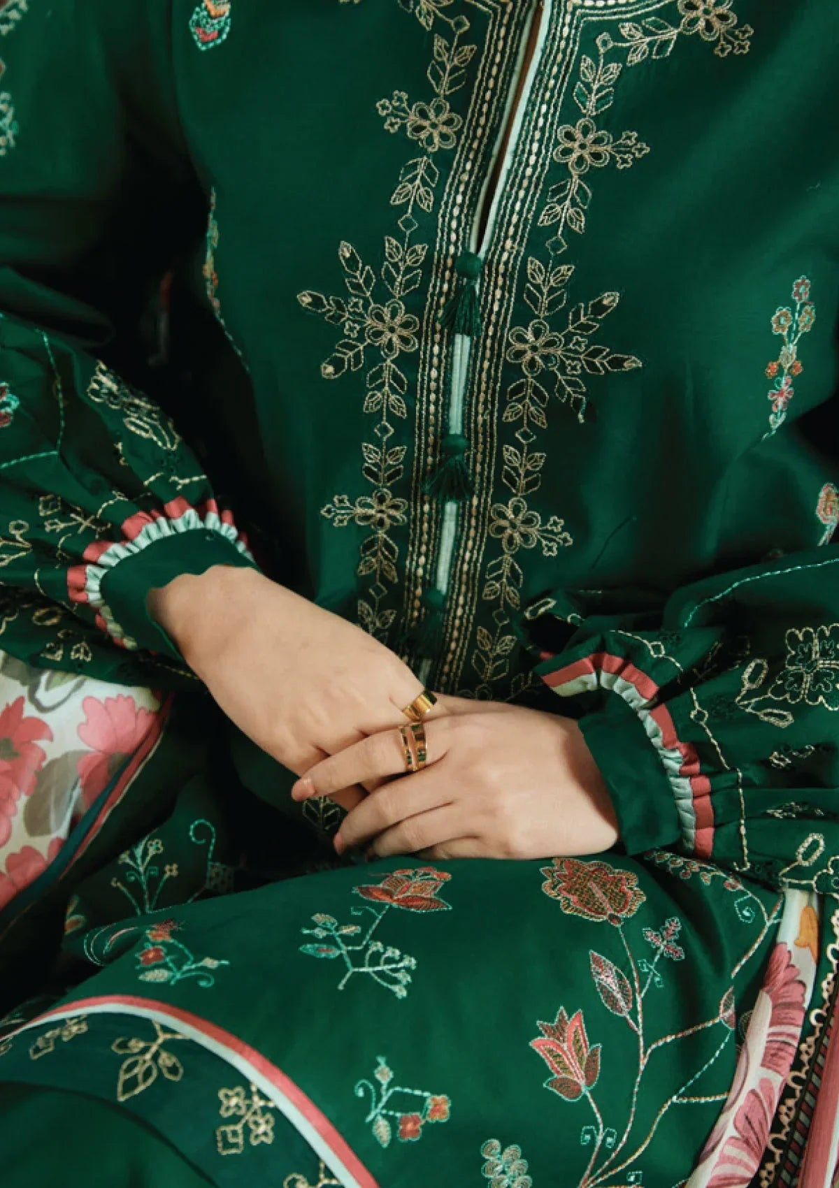 Zara Shahjahan Coco Green|E71