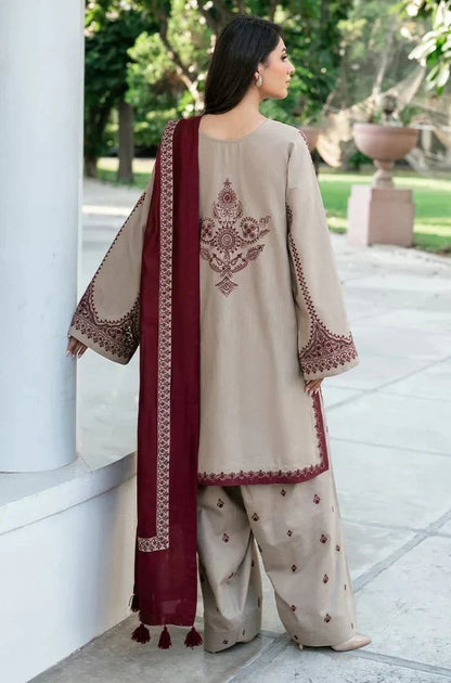 Baroque 3-piece embroidered suit|E99