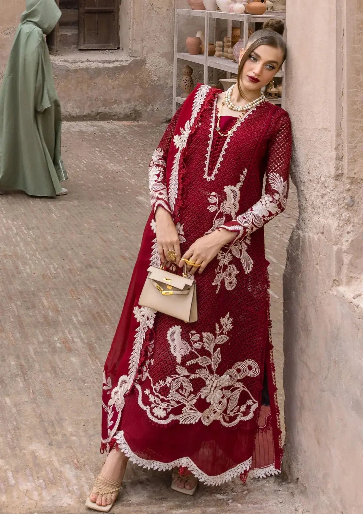 Crimson Tasawar Luxury Lawn 3-piece|E58