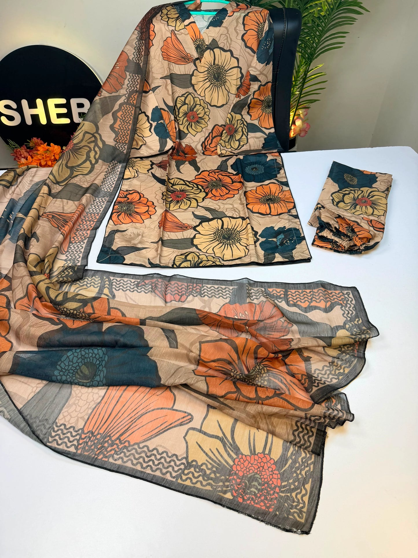 Floral print lawn suit 3-piece stitched|E92