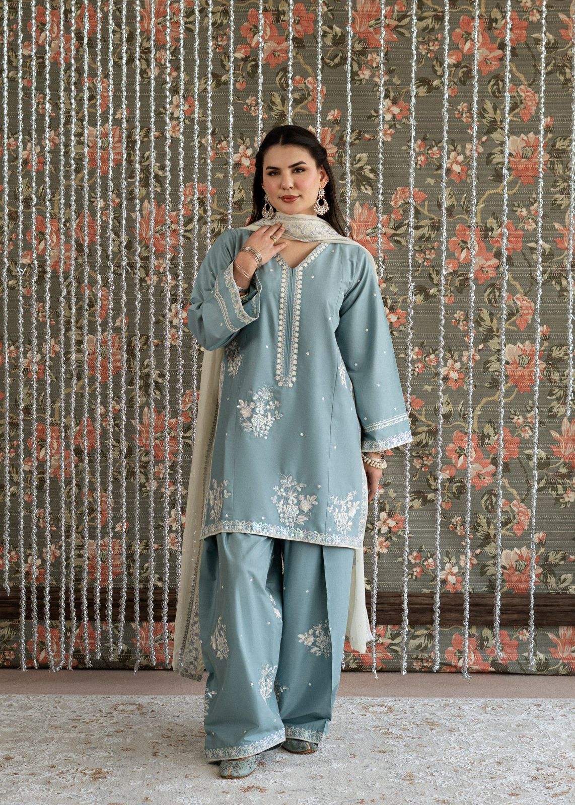 Light Blue Urge Pret lawn