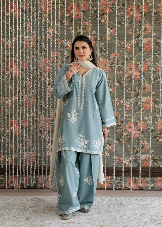 Light Blue Urge Pret lawn
