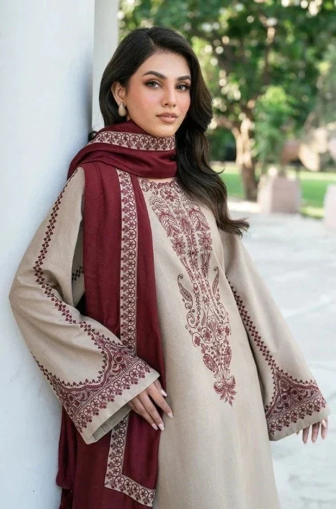 Baroque 3-piece embroidered suit|E99